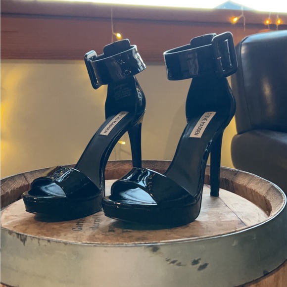 Steve Madden Heels - Picture 3 of 7